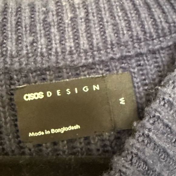 Sweater - Picture 3 of 5